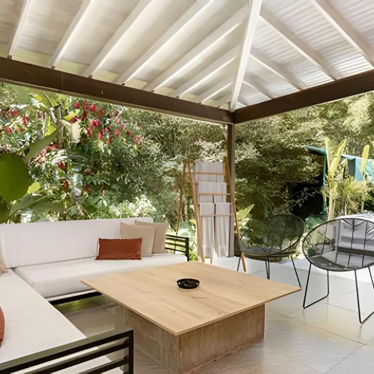Villa in Poblado+6BR+Jacuzzi+Ping Pong+BBQ! - Vacation Home - 66