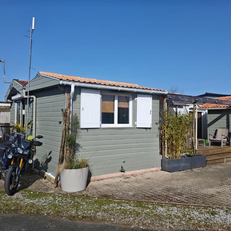 Maison 47m2 climatisé, piscine,linge fourni - Chalet 2 Chambres - 13