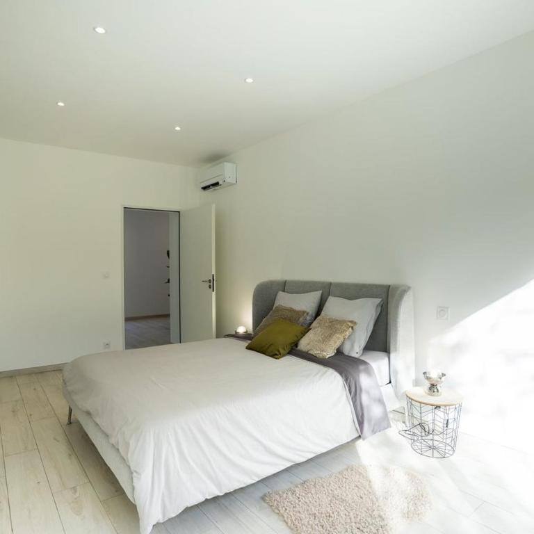 Villa Saint Aygulf - Vue mer avec Piscine Privée - Four-Bedroom House - 22