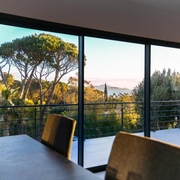 Villa Saint Aygulf - Vue mer avec Piscine Privée - Four-Bedroom House - 6