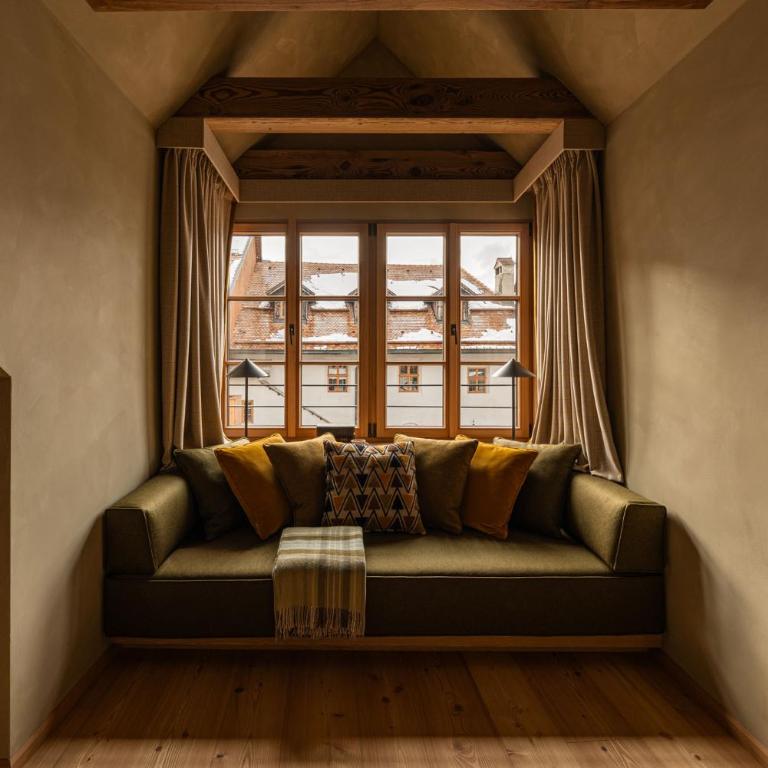 Castel Badia - The Leading Hotels of the World - Camera Matrimoniale Superior - 2