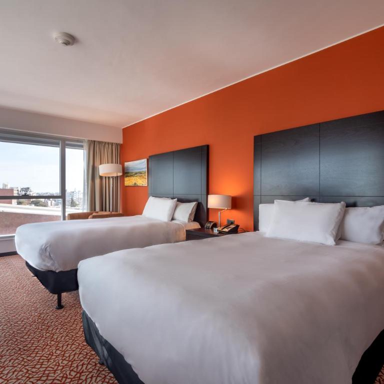 Hilton Garden Inn Montevideo - Corner Double Room with Two Double Beds - 2