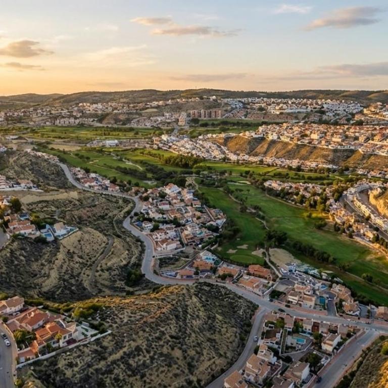 Rojales Villa - Pool -Golf & Family Stays - Appartement 3 Chambres - 76