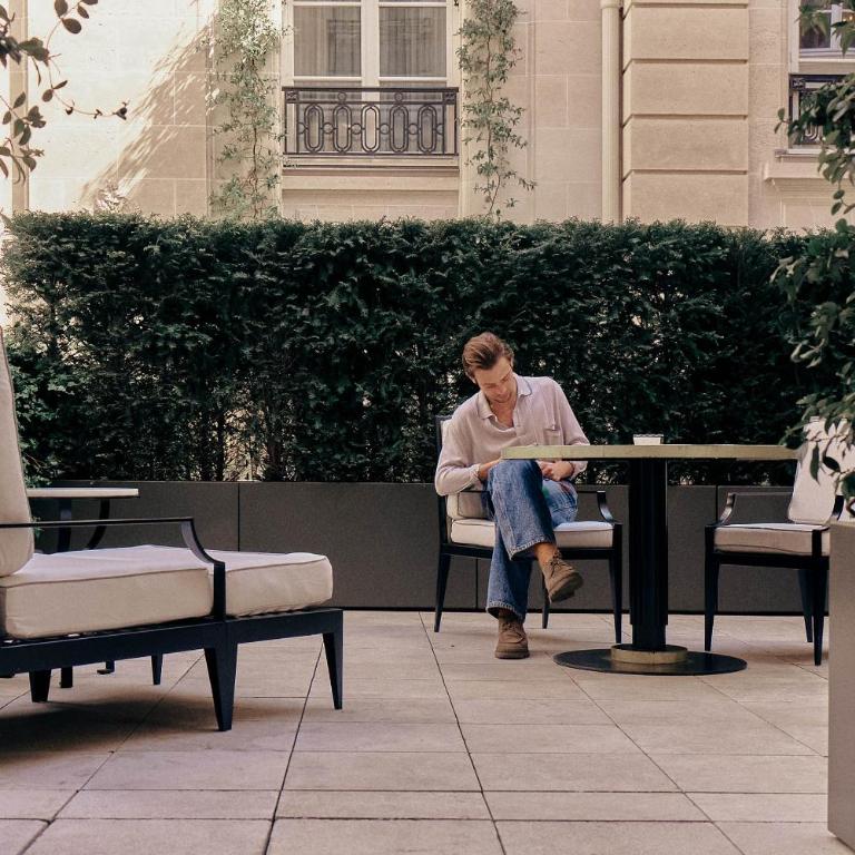 Hotel de Crillon - Suite Jardin - 5