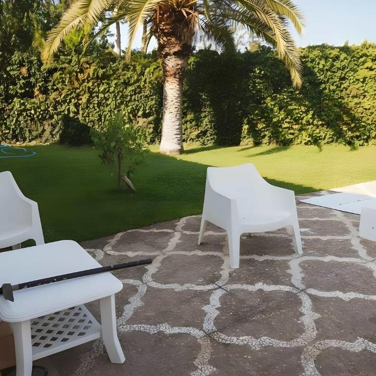 Chalet de Lujo con Piscina Privada cerca de Sevilla - Casa - 13