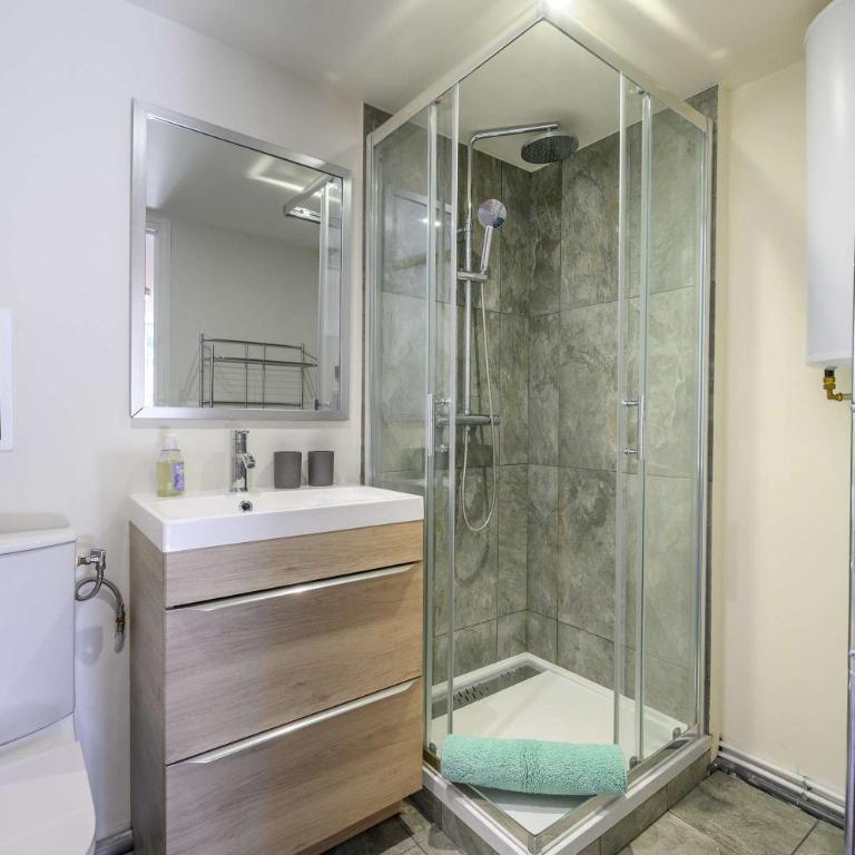 LX235 Lumineux T2 au cœur du village provençal, 4P - Appartement - 11