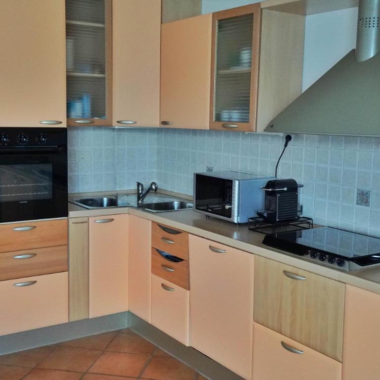 Nina's Home - Appartamento Vista Lago di Como con Giardino - Appartamento con 2 Camere da Letto e Vista Lago - 7