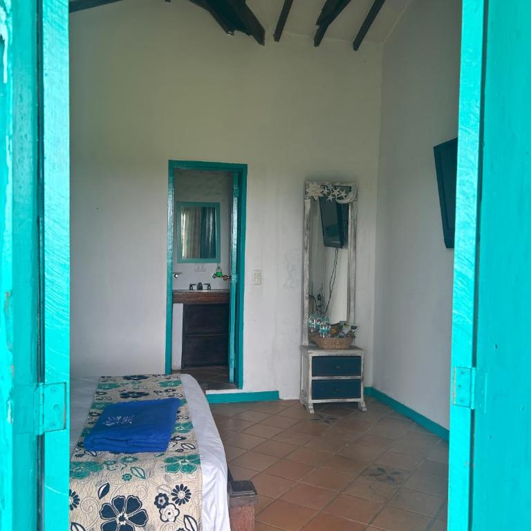 Villa Juana Hotel - Double Room with Balcony - 20