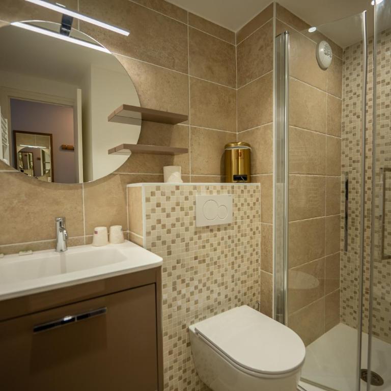 Hôtel Le Chamois d'Or, USSIM Vacances Méribel - Chambre Double avec Balcon - 2