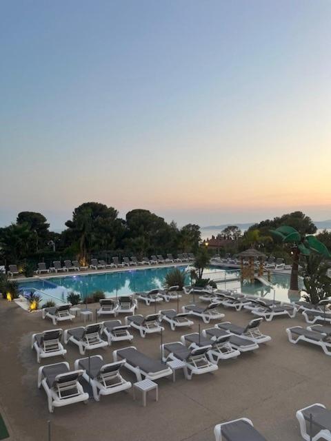 ST RAPHAEL- Mobile Home 3ch clim -MAGNIFIQUE VUE MER-ILE D'OR - Plages et Piscine - Haus mit 3 Schlafzimmern - 21