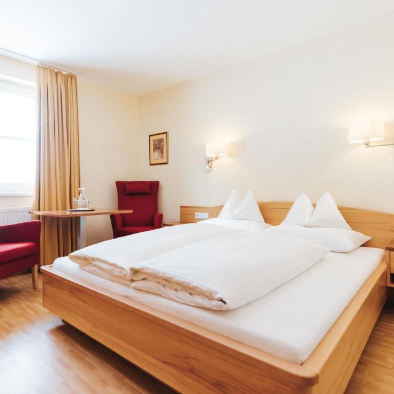 Superior Hotel Schneider Ski-in & Ski-out - Budget Doppelzimmer - 1