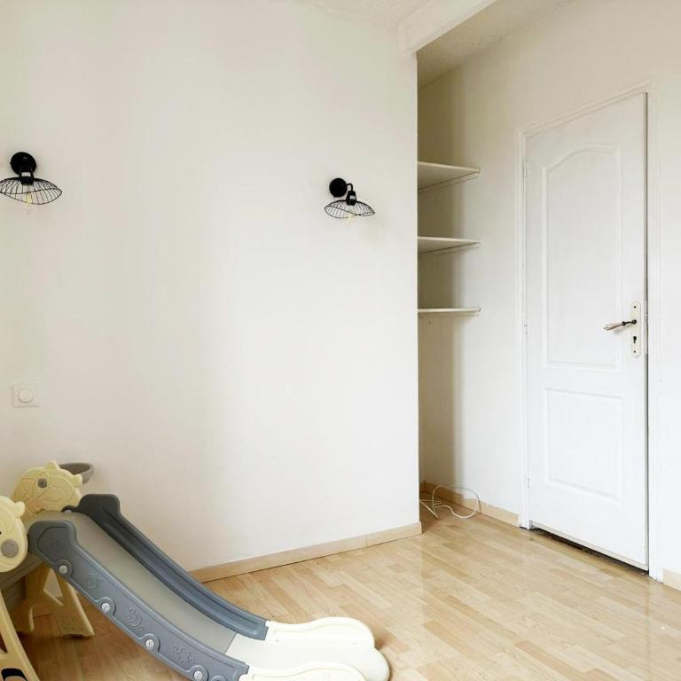 Charmante maison avec jardin de 300 m2 Proche vieille ville de Boulogne-sur-Mer - Appartement 3 Chambres - 4