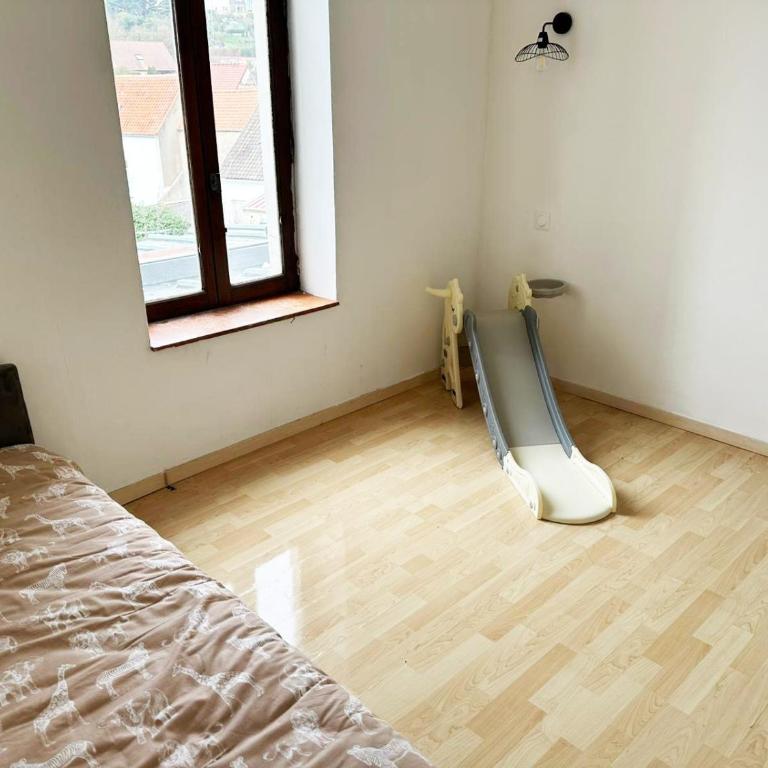 Charmante maison avec jardin de 300 m2 Proche vieille ville de Boulogne-sur-Mer - Appartement 3 Chambres - 25