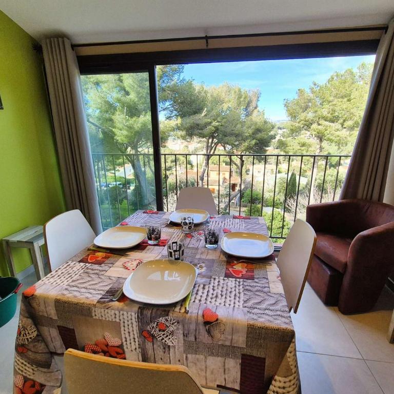 Appartement duplex, 6 couchages, parking, piscine, tennis - Appartement 2 Chambres - Vue sur Jardin - 2