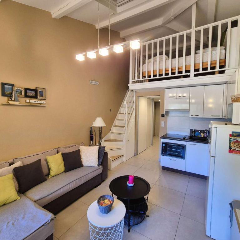 Appartement duplex, 6 couchages, parking, piscine, tennis - Appartement 2 Chambres - Vue sur Jardin - 5