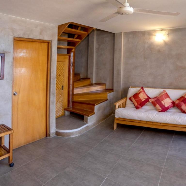 Casa de Playa Bungalows & Restaurant - Apartment - Split Level - 4