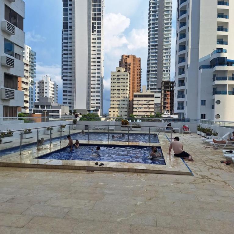 Expetacular apartamento en los delfines - Two-Bedroom Apartment - 4