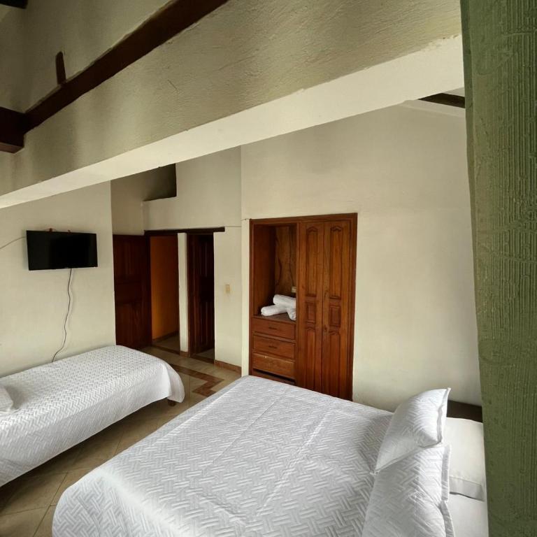 Apartahotel Villa May - Family Room - 8