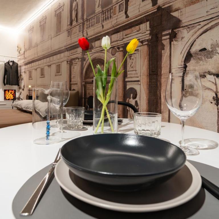 DOMUS 1435 - Iconic Suites in Centro - Monolocale Standard - 10