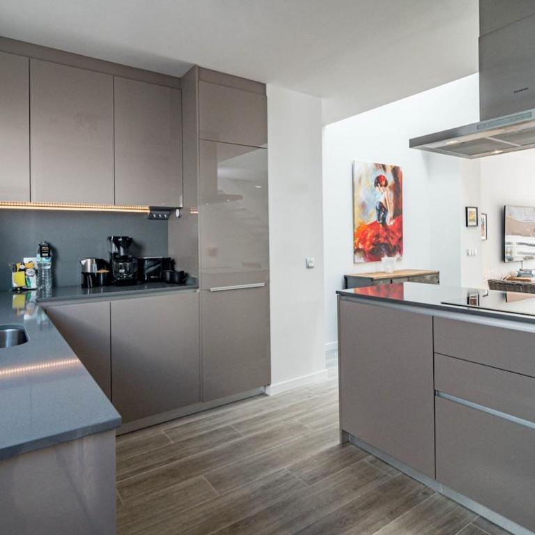 LMT46 - Modern Style Spacious Townhouse - Apartamento - 16