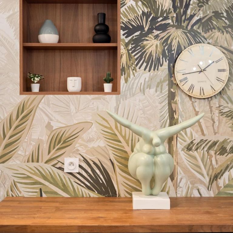 Appartement refait à neuf -8 personne -Paris - Appartement 2 Chambres - 17