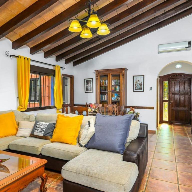 Encina Alhaurín by Ruralidays - Three-Bedroom House - 11