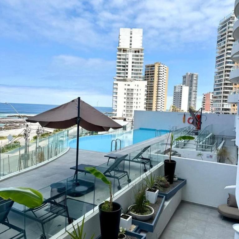 Oceanfront apartment in Cavancha 1 district - One-Bedroom Apartment - 2