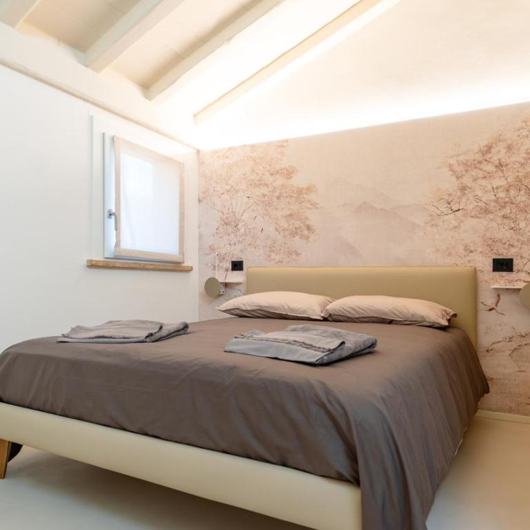 DOMUS 1435 - Iconic Suites in Centro - Monolocale King Deluxe - 13