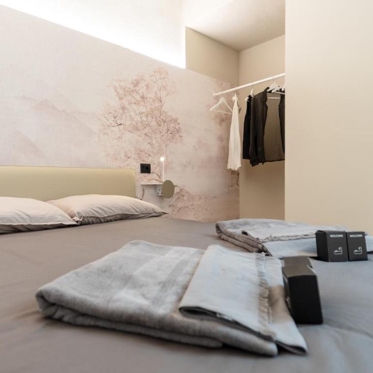 DOMUS 1435 - Iconic Suites in Centro - Monolocale King Deluxe - 17