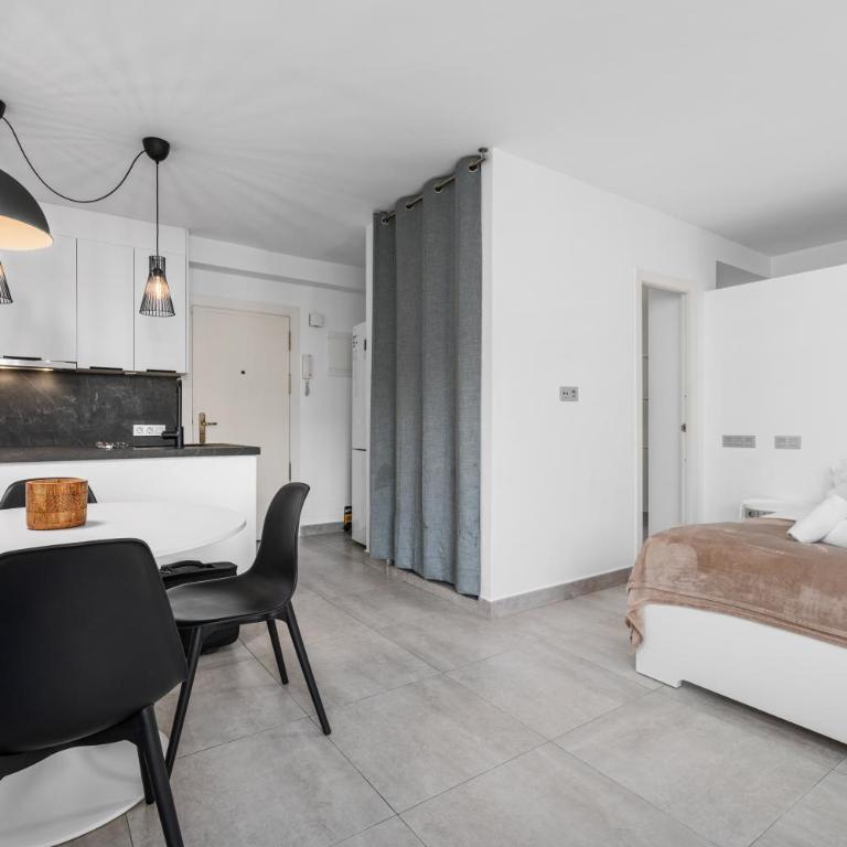 Renovated Studio Marbella Center Beach within walking distance - Apartamento de 1 dormitorio - 11