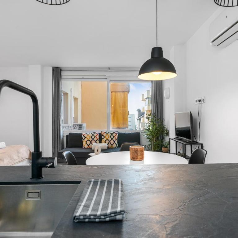 Renovated Studio Marbella Center Beach within walking distance - Apartamento de 1 dormitorio - 15