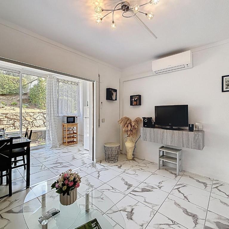 Jardins II - Bx Piso con piscina comunitaria - Apartment with Garden View - 11