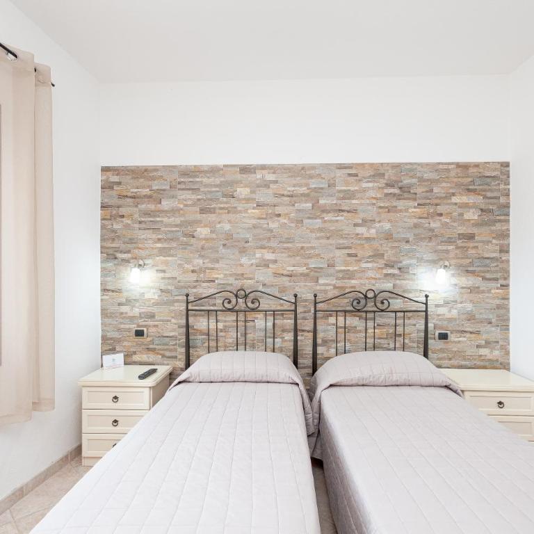 Affittacamere Mare Sole - Camera Matrimoniale/Doppia con Letti Singoli con Bagno Privato - 10
