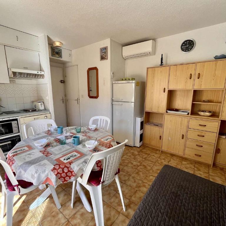 CA220-024 APPARTEMENT 2 PIÈCES POUR 4 Personnes À CAVALAIRE SUR MER - Apartamento de 1 dormitorio - 4