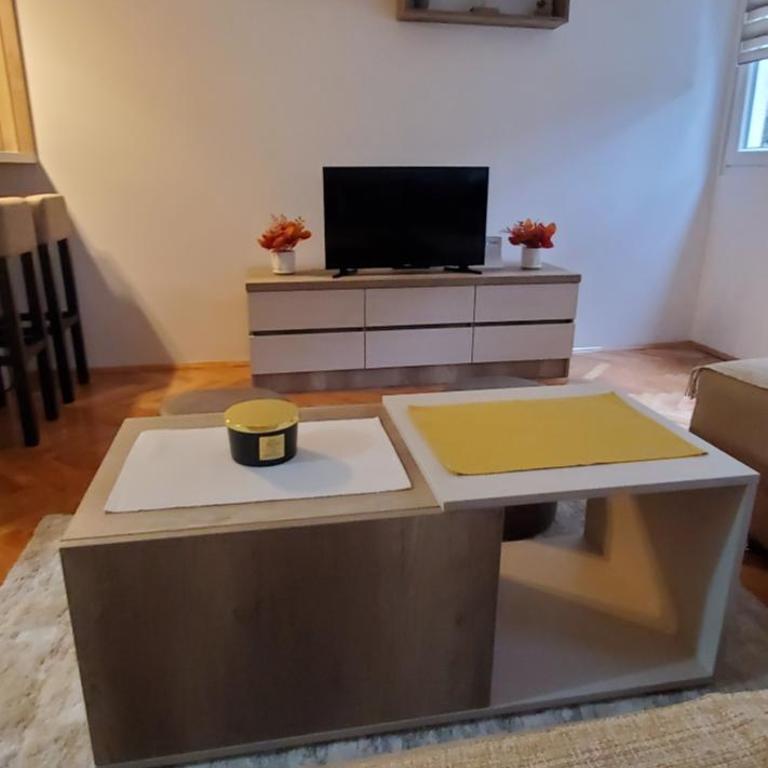 Studio Inn "next to Delta & Free Parking " - Studio Apartment - 5