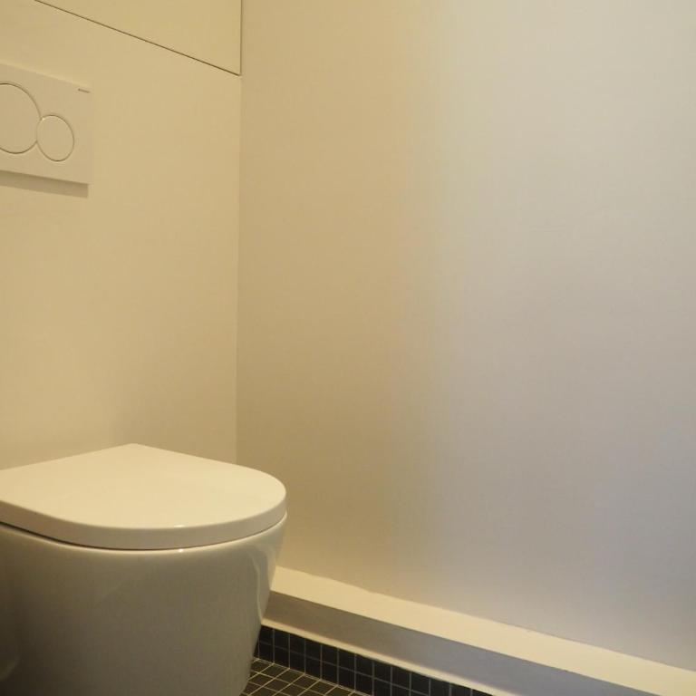 Beautiful bright apartment near Champs Elysées - Two-Bedroom Apartment - 30