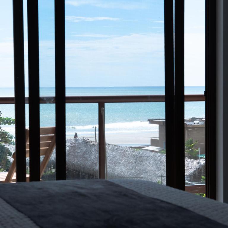 Paradise Project Hostal - Deluxe Suite with Sea View - 3