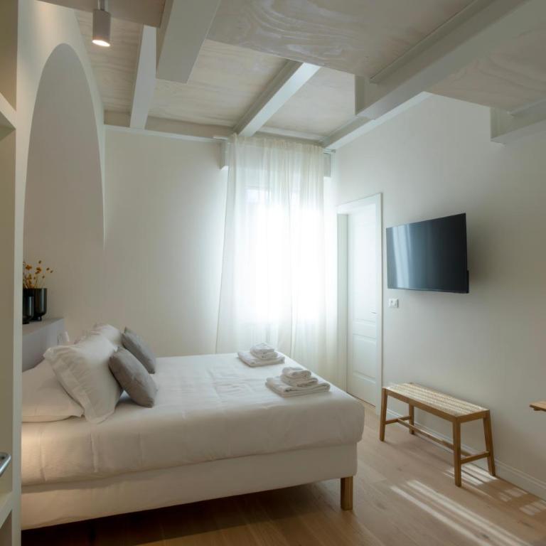 ALTAVISTA Dimore Bologna Fiera - Three-Bedroom Apartment with Balcony - 15