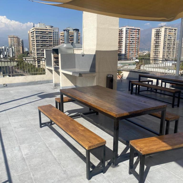 Cozy & Modern Apartment, Unbeatable Location - Two-Bedroom Apartment - 9