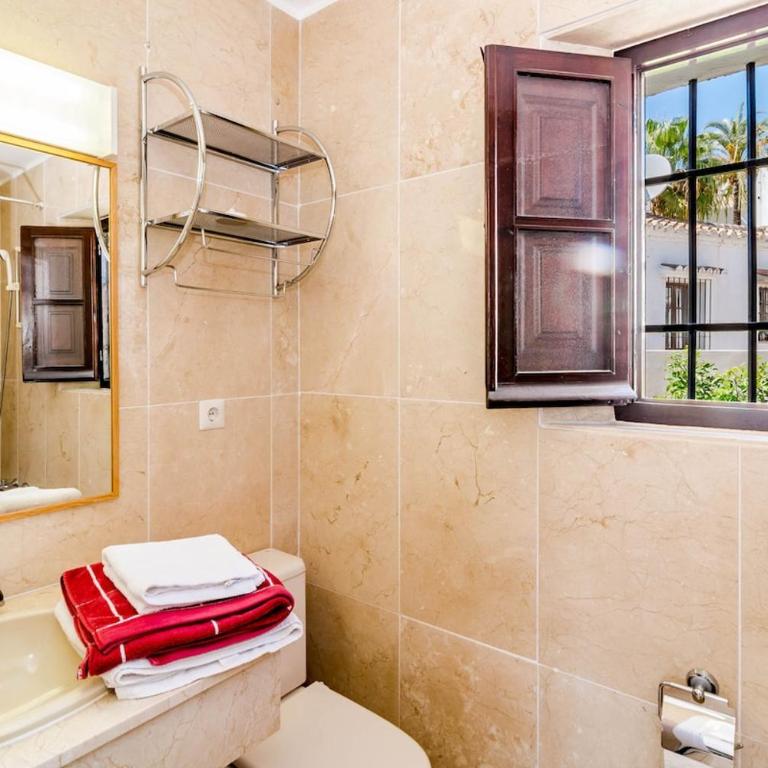 EN- Cozy Andalusian style townhouse in Marbella - Apartamento - 25