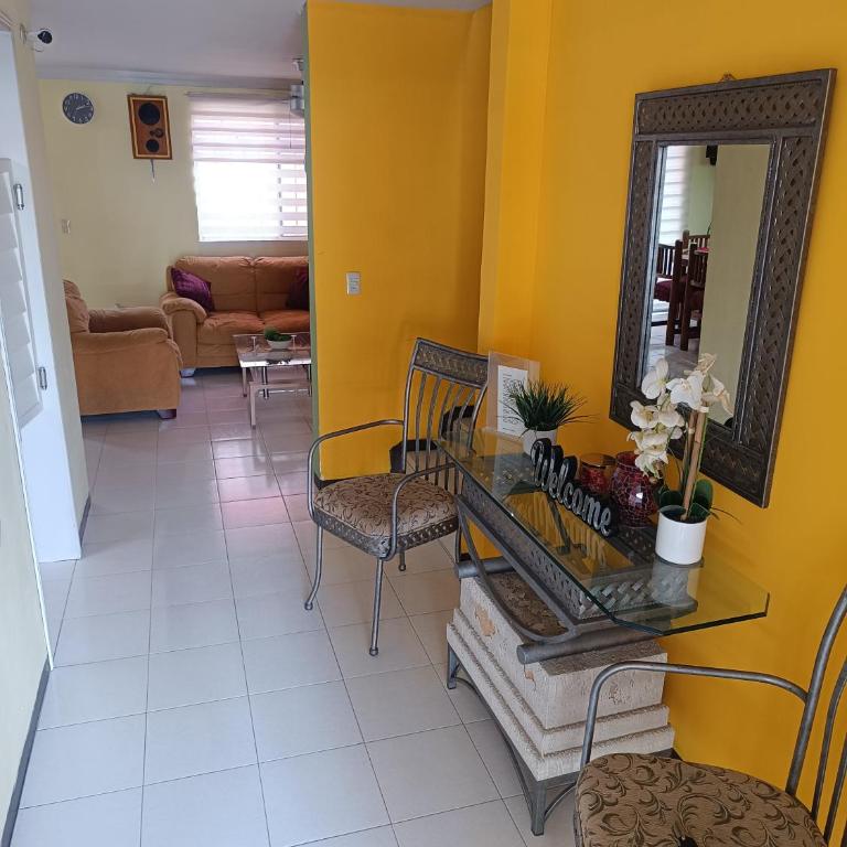 Casa Ejecutiva Completa - Three-Bedroom House - 6