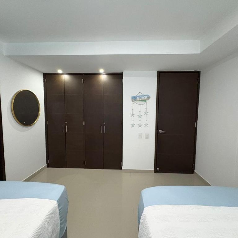 Cerca hotel Americas y hotel Radisson Cartagena Zona Morros a 3 minutos del Centro de convenciones de las Americas - Two-Bedroom Apartment - 27