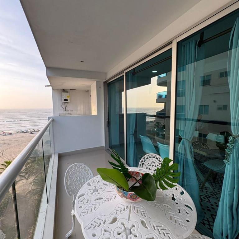 Cerca hotel Americas y hotel Radisson Cartagena Zona Morros a 3 minutos del Centro de convenciones de las Americas - Two-Bedroom Apartment - 16
