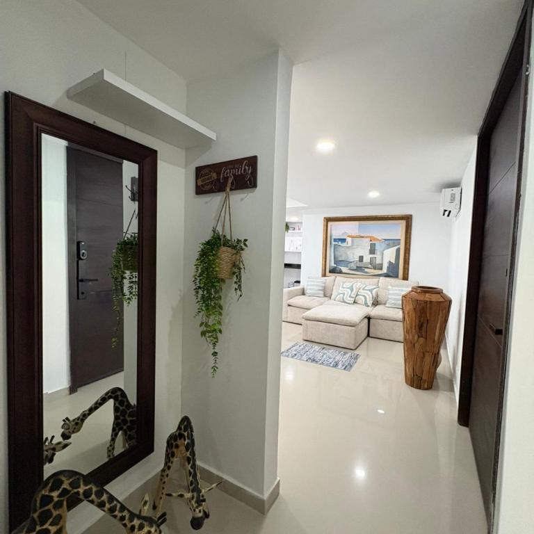 Cerca hotel Americas y hotel Radisson Cartagena Zona Morros a 3 minutos del Centro de convenciones de las Americas - Two-Bedroom Apartment - 48