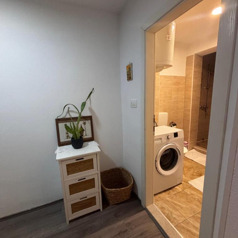 Mamma Mia! - Two-Bedroom Apartment - 12