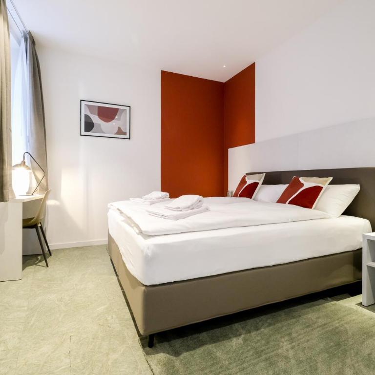 Boutique Hotel Piazza Grande Locarno - Easy Self Check-In - Camera Matrimoniale Moderna - 3