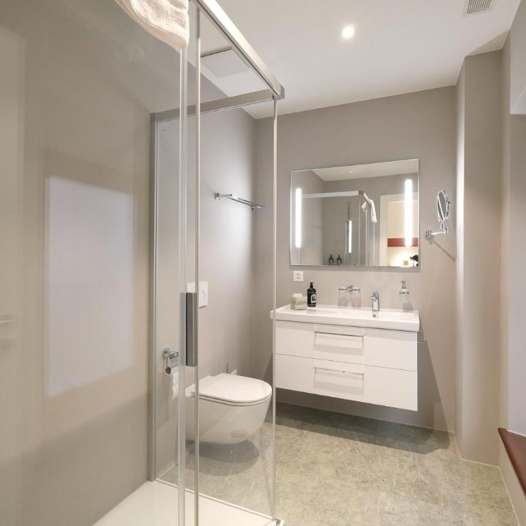 Boutique Hotel Piazza Grande Locarno - Easy Self Check-In - Camera Matrimoniale Superior - 9