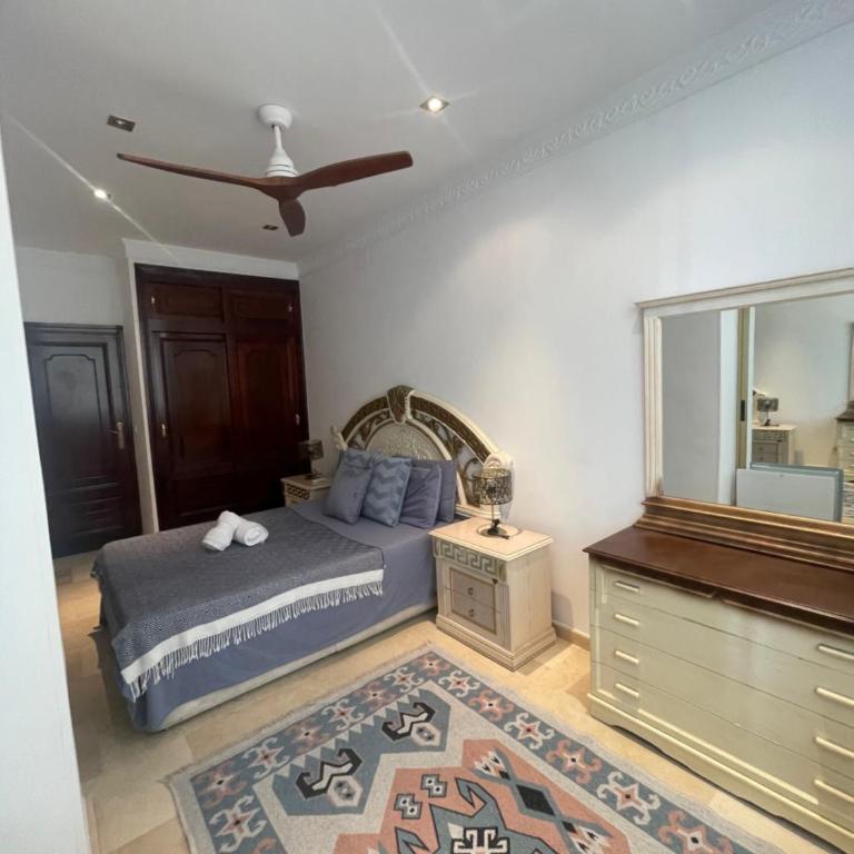 Marbella Beach Front Edificio Mayoral Centro Ciudad Primera Línea Muy Espacioso Opción Alquiler Barco - Apartamento de 3 dormitorios - 30