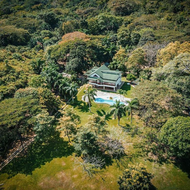 Casa Victoria Regia , only 10 minutes from Tayrona - Villa - 15
