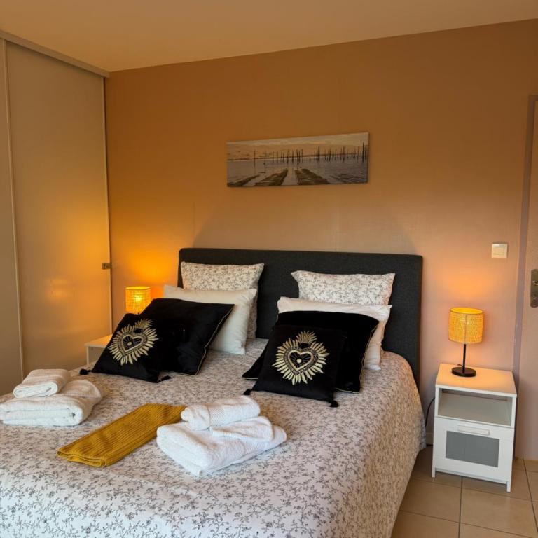 Villa Luxe piscine chauffée, 4 chambres, surplombant le golf entre océan & lac Plage à 5 min - Villa - 28